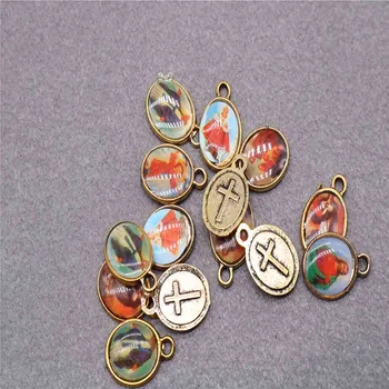 100 de bucăți de icoane religioase amuleta diverse Isus icoane lucrate manual medalii de zi farmec bijuterii lucrate manual DIY accesorii