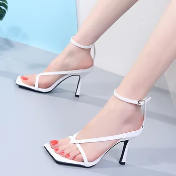 2020 Rece Vara Femei Sandale, Pantofi Cu Toc Inalt Toamna Mai Bun Street Uite Femele Cap Pătrat Deget De La Picior Deschis Clip-On Strappy Sandale Femei
