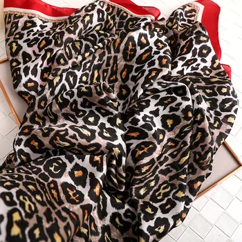 2020 Spania Brand de Lux Esarfa Femei Sexy Leopard Dot Eșarfe de Mătase de Imprimare Șaluri și Împachetări Pashmina Foulards Bandană Hijab Snood