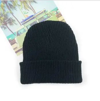 2021 Nou Unisex Beanie Hat Cu Nervuri Tricotate Încătușat Pălărie De Iarnă Caldă Scurt Căciulă De Culoare Solidă Skullcap