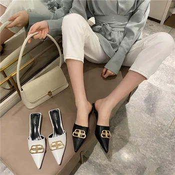 2021 primăvară nouă subliniat-toe Baotou papuci de casă, toc stiletto, cat toc, o jumătate de drag, de sex feminin exterior purta sandale