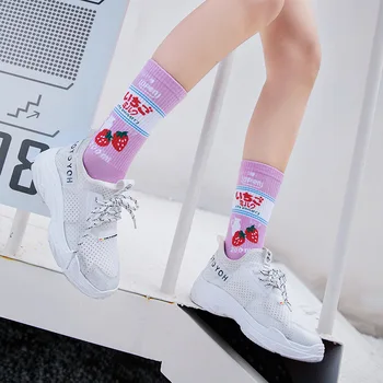 3 Perechi/multe Femei Șosete coreeană Stil Harajuku Capsuni Șosete Drăguț Colegiul Wild Stil Skateboard Tendință Șosete Echipajului șosete pentru fete