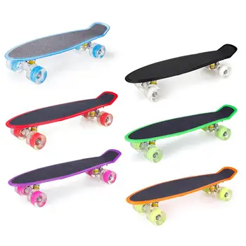 6 culori 4 volan sport Skateboard 22 Inch Cruiser Bord Copii Skateboard-ul cu LED-uri Lumina Roți Perfect pentru Copii, Adolescenti, Adulti