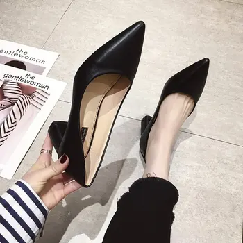 A subliniat cu o Grosime de Pantofi Singur 2019 Nou Superficial Gura Sălbatice Tocuri Negru, de Mare Lucru Profesionist Pantof Elegant, Confort Femei Pantofi