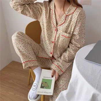 Alien Kitty Confortabil Din Bumbac Imprimat Blând Elevii 2020 Fierbinte De Înaltă Calitate Flori Vrac Pijamale Femei Chic Seturi De Pijamale