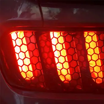 Auto-styling Spate Coada de Lumină Lampă de tip Fagure 3D Autocolant Protector Pentru Toate Modelele de autoturisme Peugeot