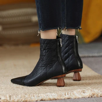 Chelsea Cizme Femei Pantofi De Piele Cu Toc Scurt Cizme A Subliniat Toe Tocuri Groase Glezna Cizme 2020 Toamna Iarna Pantofi Negri
