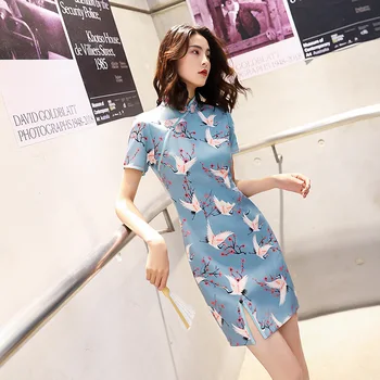 Chineză Tradițională Cheongsam Femeile Nouă Epocă Sexy Macara Model Print Split Rochie Scurtă De Vară Fată Tânără A Partidului Qipao
