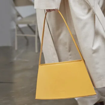 Doamnelor bagheta sac 2020 nouă nișă de designer simplu neregulate portabil sub brat geanta de umar femei casual a304