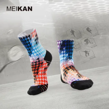 Mei Kan Frumusete Vedea Sport Multi-funcțional de Funcționare în aer liber Bărbați și Femei în Rândul Scurt Șosete de Moda de Baschet de Imprimare Șosete