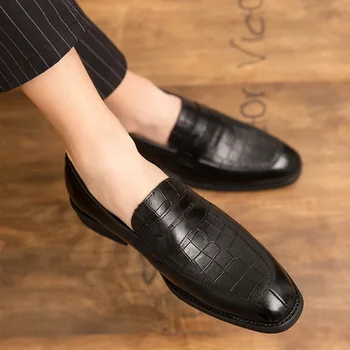 Moda a Subliniat Toe Pantofi Rochie Aluneca pe Bărbați Mocasini Pantofi de Piele de Brevet Pentru Bărbați Oficiale de Partid Mariage Nunta, Pantofi de Club