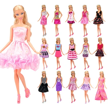 Moda Handmade 15 Elemente/Set Jucarii Copii =5 Rochii Aleatoare + 10 Papusa Accesorii Umerase Pantofi Pentru Barbie Joc de Pansament DIY Cadou
