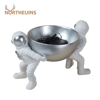 NORTHEUINS Rășină Astronaut de Stocare Figurine Nocdic Miniatură Cosmonaut Statuetă Moderne Statui Living Decor Birou