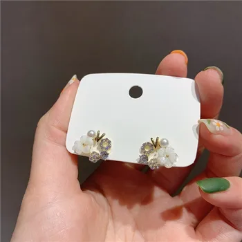 Noua moda coreeană perla flori bine Stud cercei contractat dulci strălucitoare de cristal geometrice Femei cercei Proaspete mici 2020