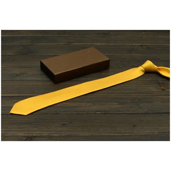 Noul Brand 2019 Bărbați Cravată de Culoare Solidă 6cm Cravate Slim Pentru Nunta Mire Partid Slab Clasic Galben Cravate pentru Barbati cu Cutie de Cadou