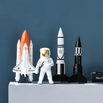 Spațiul Om Astronaut Sculptura Racheta Model Figurine De Rasina De Aeronave Ornamente Studiu De Artizanat Lucrate Manual, Decorațiuni Interioare, Accesorii