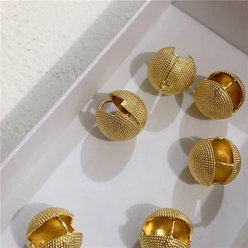 SRCOI cu Balonul Rotund de Culoare de Aur de Metal Geometrice Hoop Cercei Coș Mark Moda 2020 Nou Aliaj Cercei Pentru Femei Partid Bijuterii