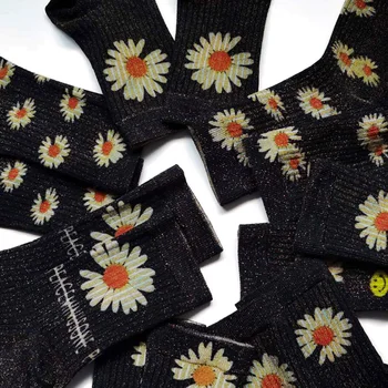 Strălucire Floare Neagra Sosete Femei Corean Daisy Scurt Șosete Glezna Hip Hop Șosete Amuzante Calcetines Mujer 2020 Primăvară