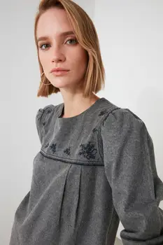 Trendyol Embroideried Bluza TWOAW21BZ0815