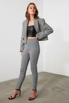 Trendyol Rangă cu Model Tricotat Pantaloni TWOAW21PL0476