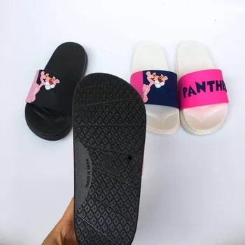 Vara Femeile Papuci De Casă Slide-Uri Drăguț Pantera Roz Desene Animate Papuci De Plaja Sandale Cu Platforma Pantofi Femei Flip Flops Zapatillas Mujer