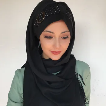Yeni Moda Kadın Tesettür 2021 Türban Şapka Fular Eşarp Islami Başörtüsü Hijab Üzeri Beyaz Noktalı Kemer Detaylı Siyah Şal
