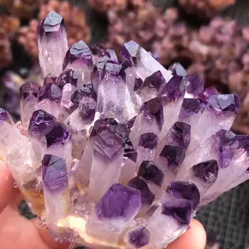 Zi fierbinte cluster de cristal, cristal violet minerale de prelucrare,